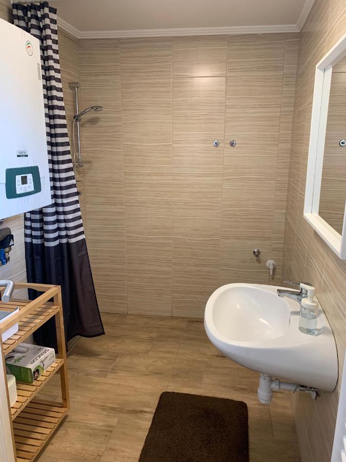 Dalia Apartman Gyoemro Ngoại thất bức ảnh