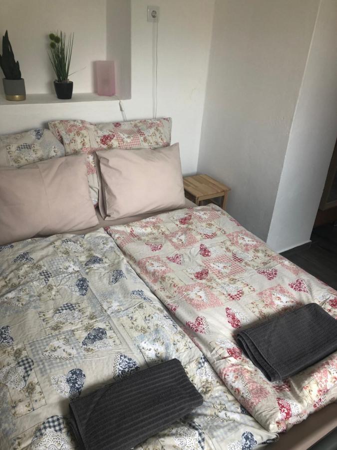 Dalia Apartman Gyoemro Ngoại thất bức ảnh