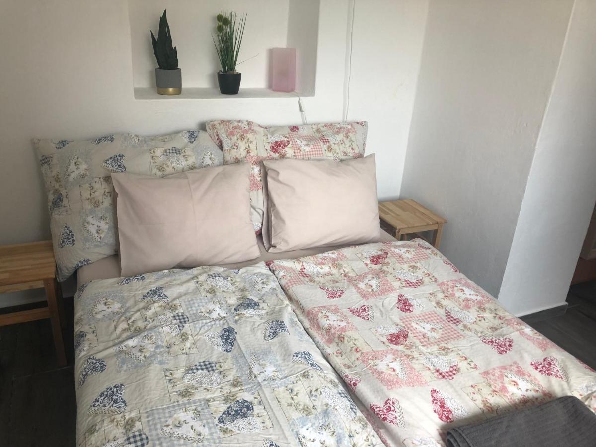 Dalia Apartman Gyoemro Ngoại thất bức ảnh
